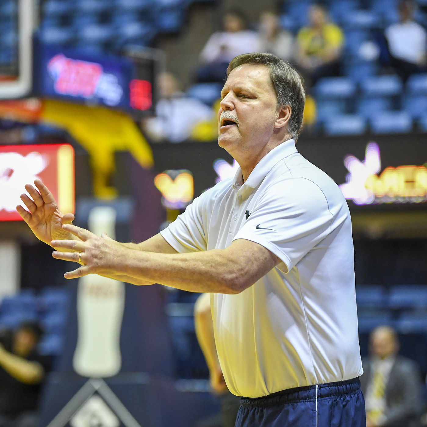 WVU coach Mike Carey | 11-6-19