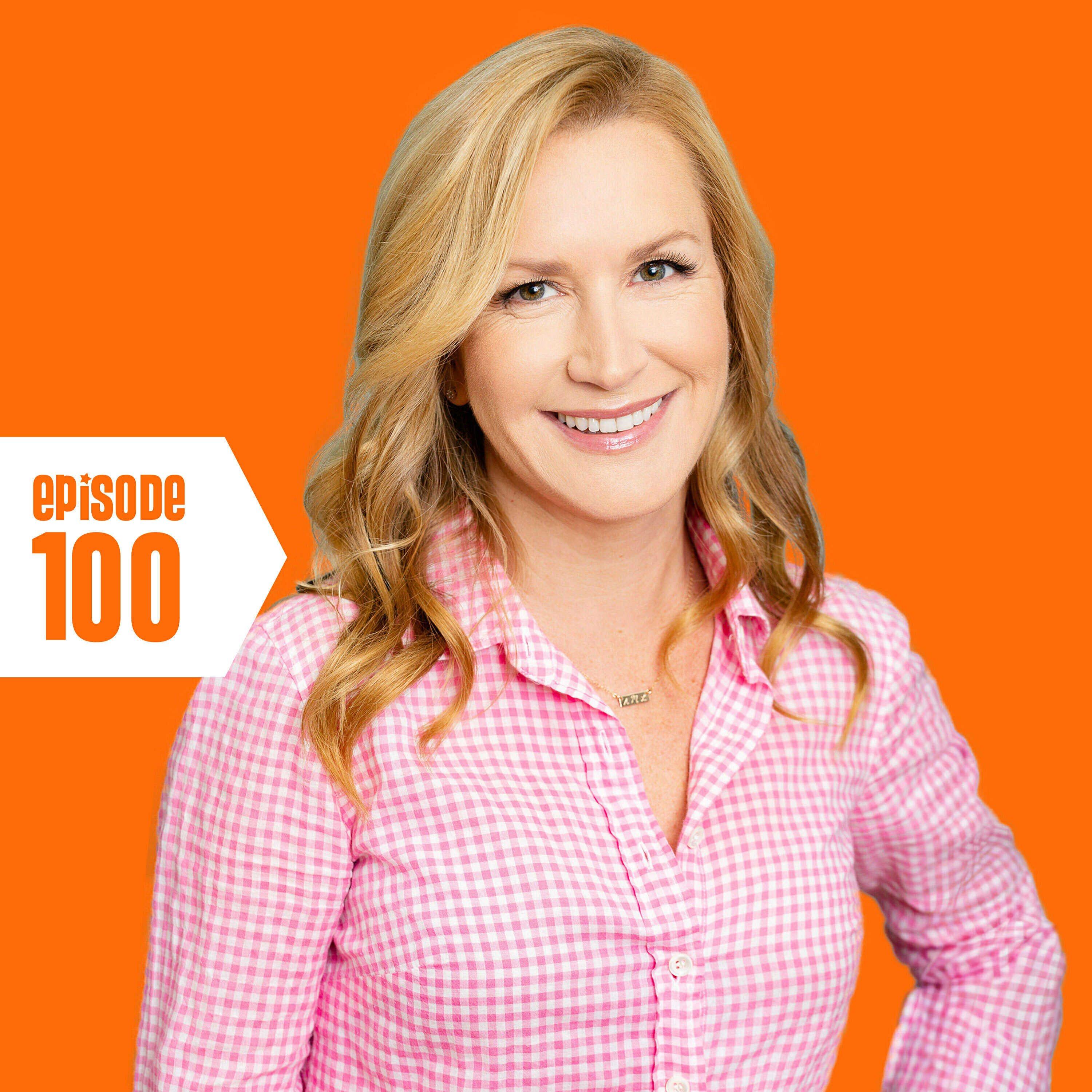 Angela Kinsey Loves Hummingbirds