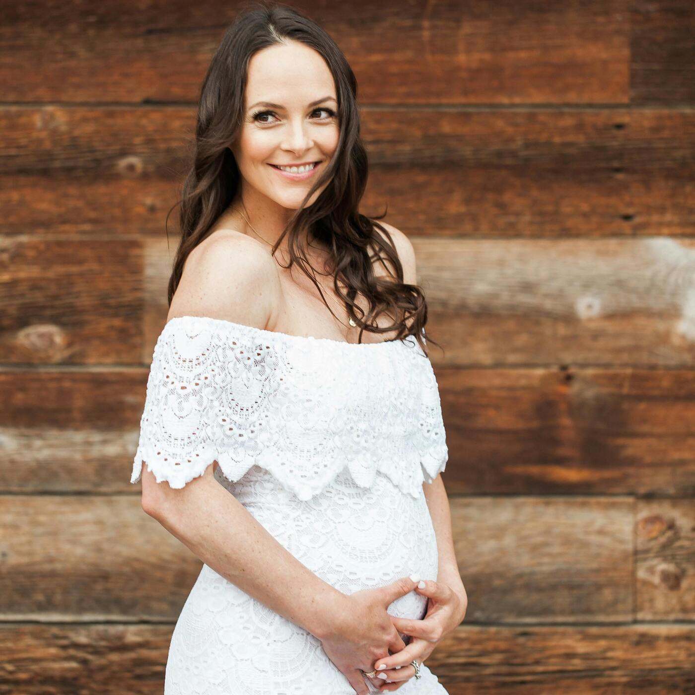 Ep. 86 Food is Medicine - Kelly Leveque