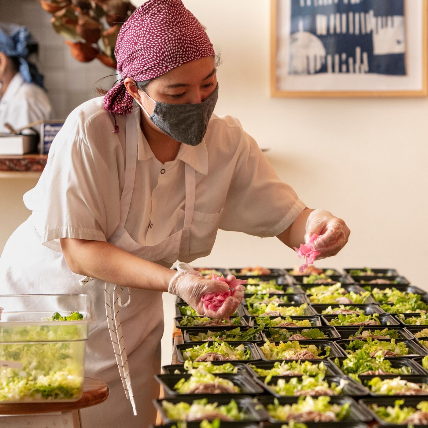 Feeding the Community: How Restaurants are Turning into Emergency Relief Kitchens