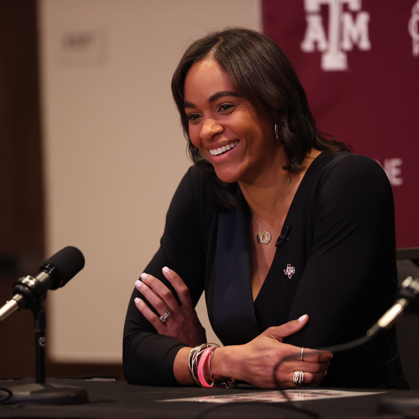Joni Taylor Press Conference episode artwork