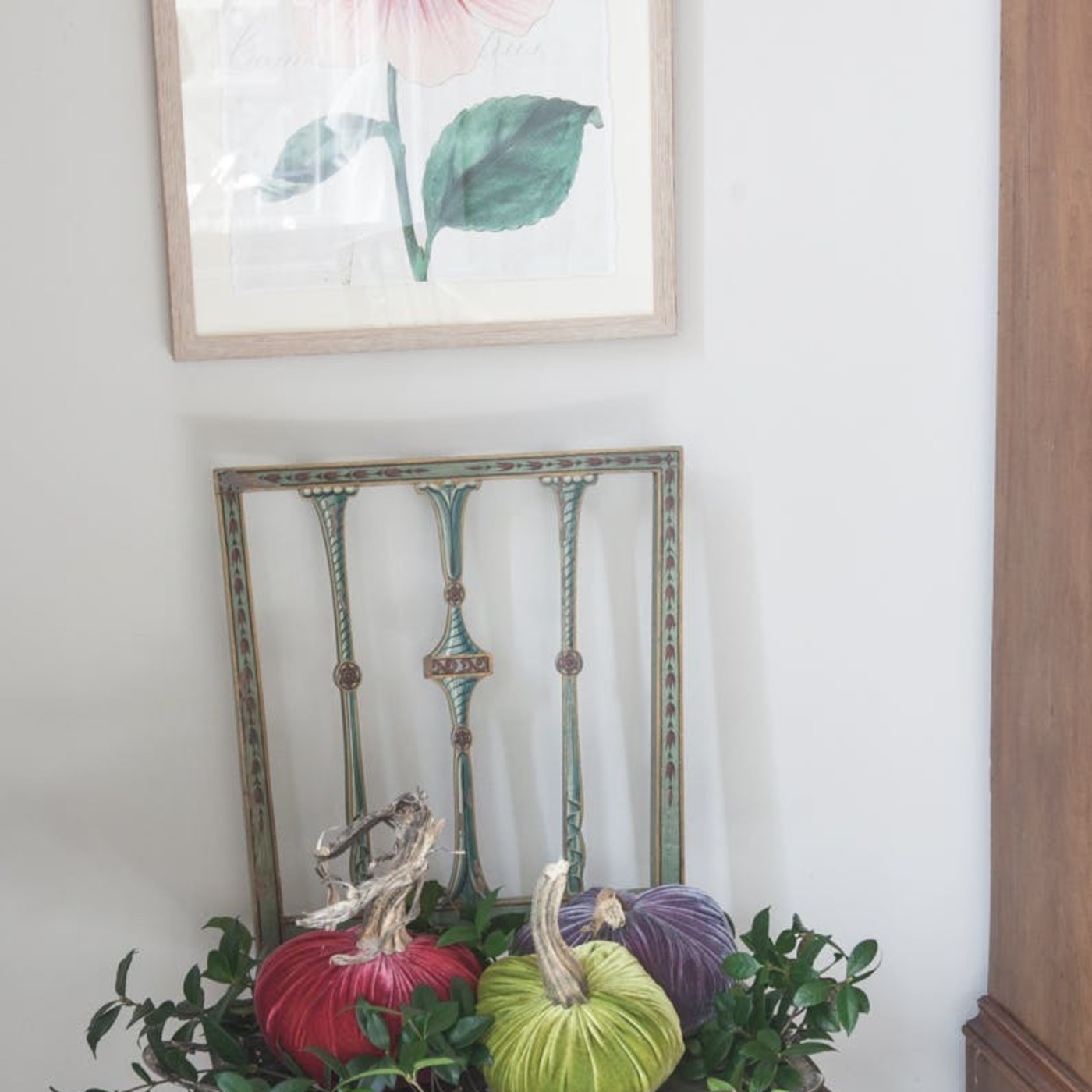 Wake Up Your Traditional Decor !