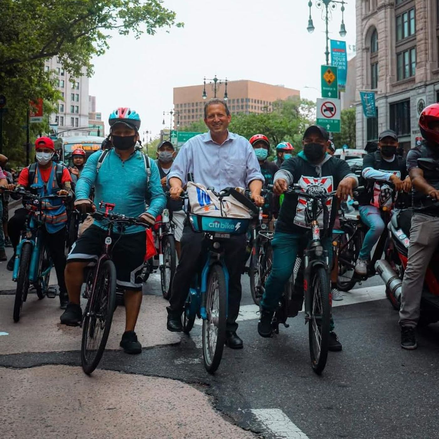 Delivery Series: Los Deliveristas Unidos