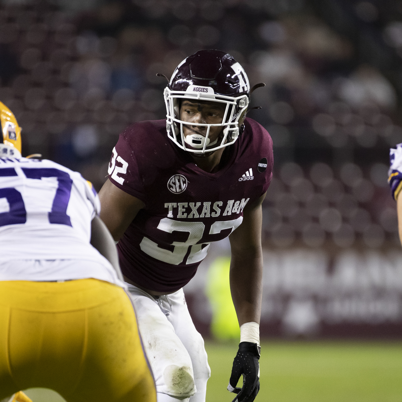 Studio 12: Football Preview - Linebackers