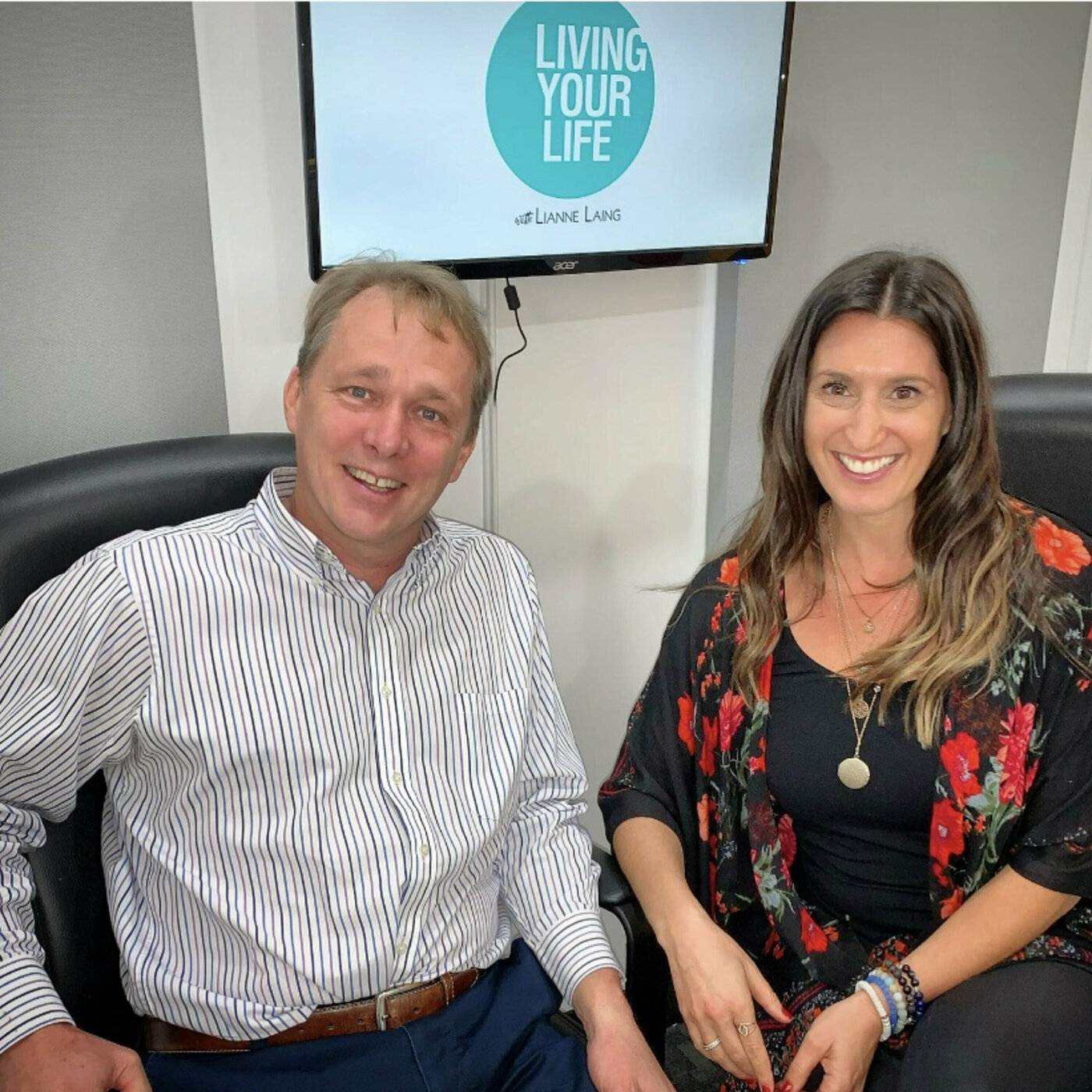 Living Your Life with Lianne Laing