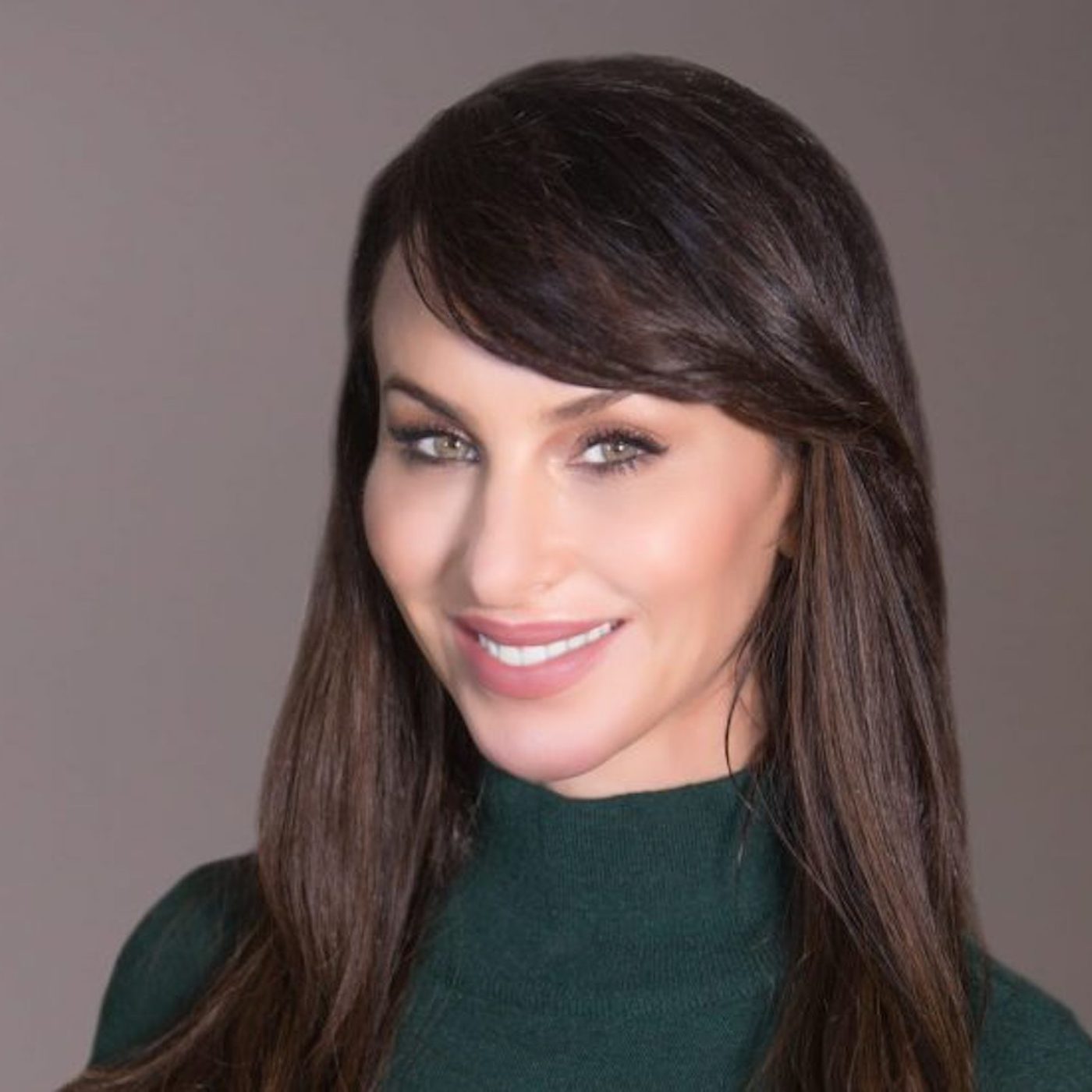 Molly Bloom Molly S Game Constructive Suffering Sobriety And Tools