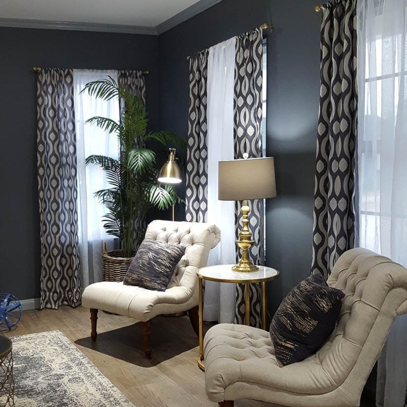 10 Living Room Essentials