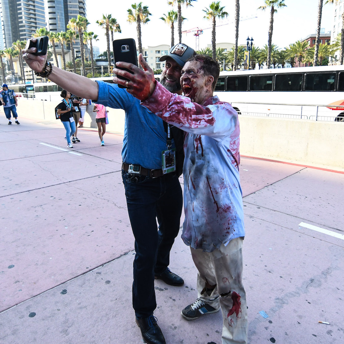 Live From the Hall H* at San Diego Comic-Con! (*line) episode artwork