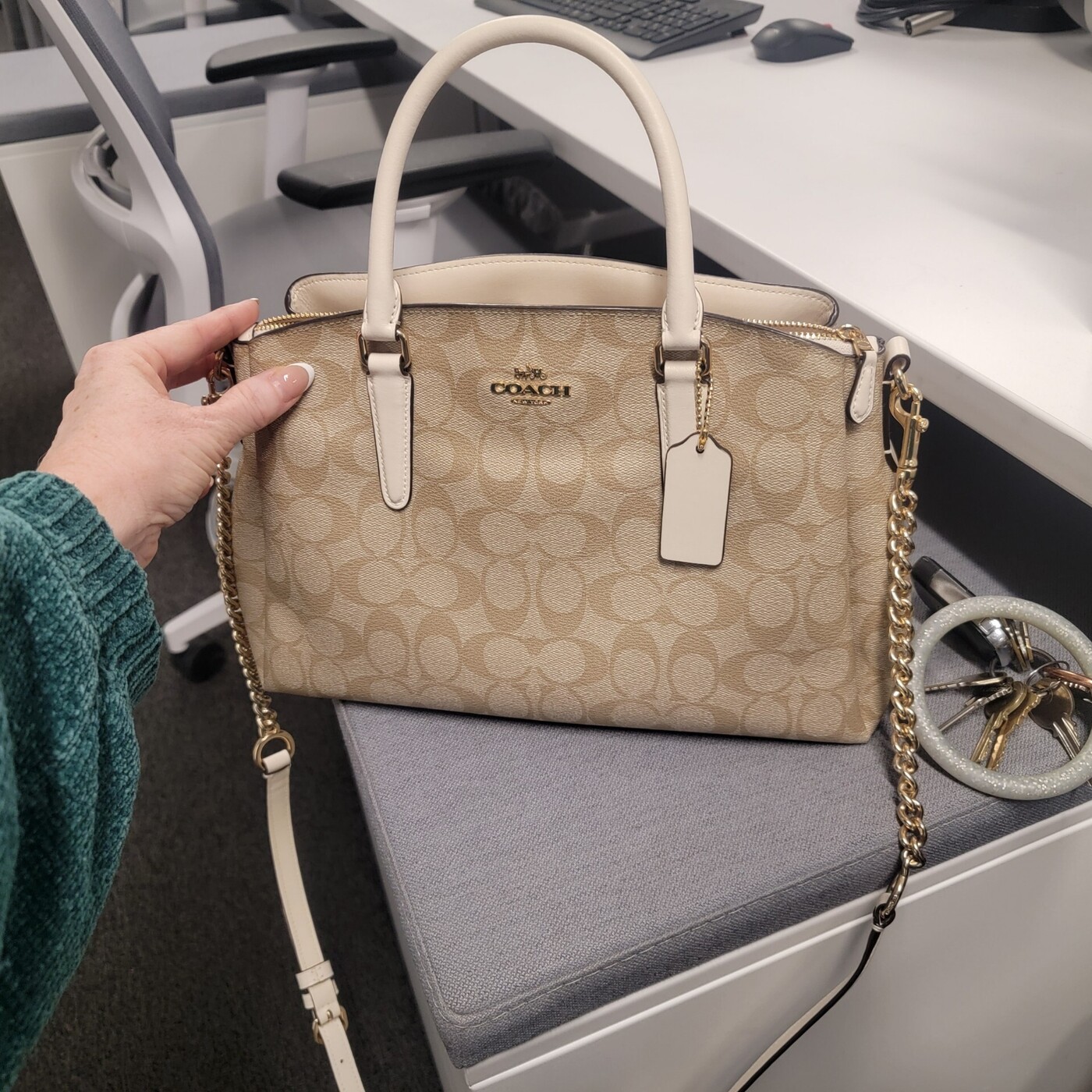 AFTER THE SHOW PODCAST: Purse or Handbag?