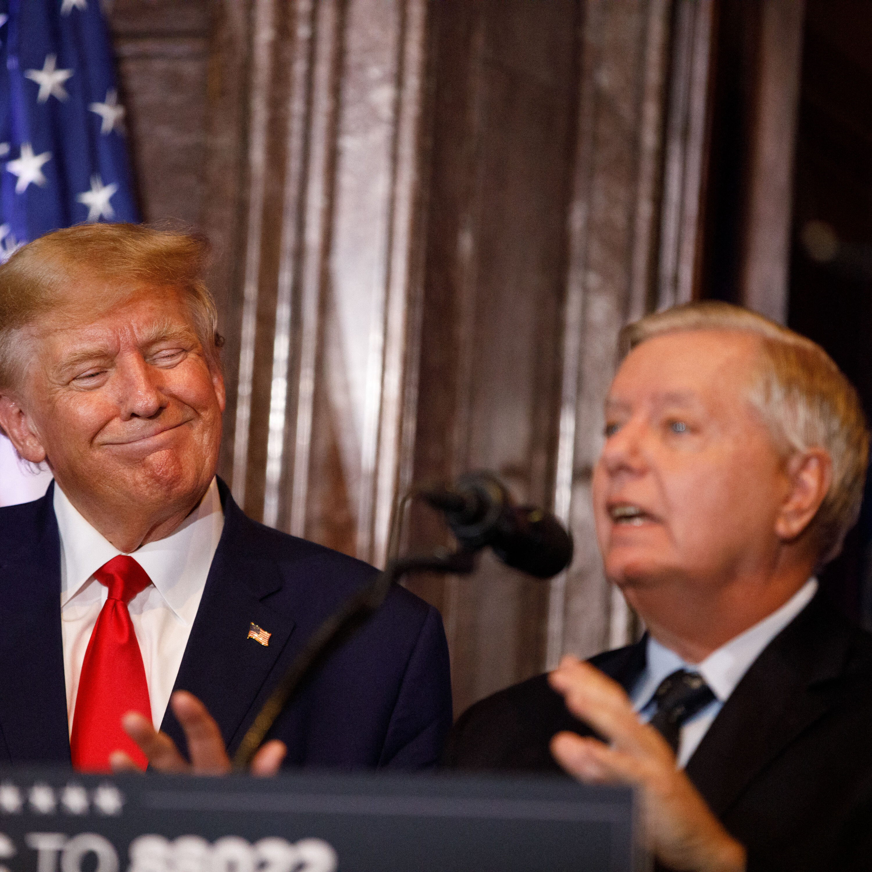 Bonus: Is Trump The Most Unthoughtful President? (with Mark Leibovich) episode artwork