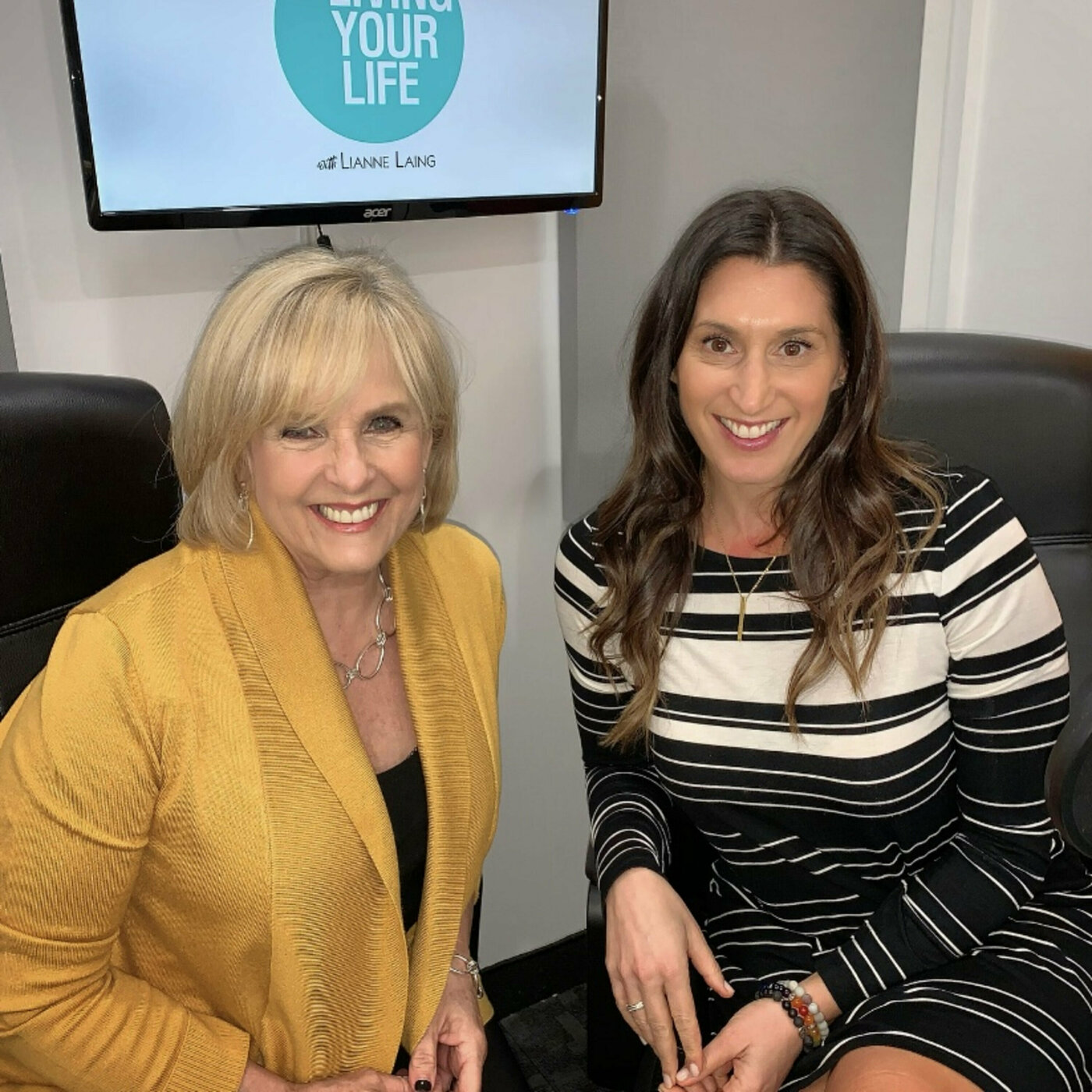 Living Your Life with Lianne Laing