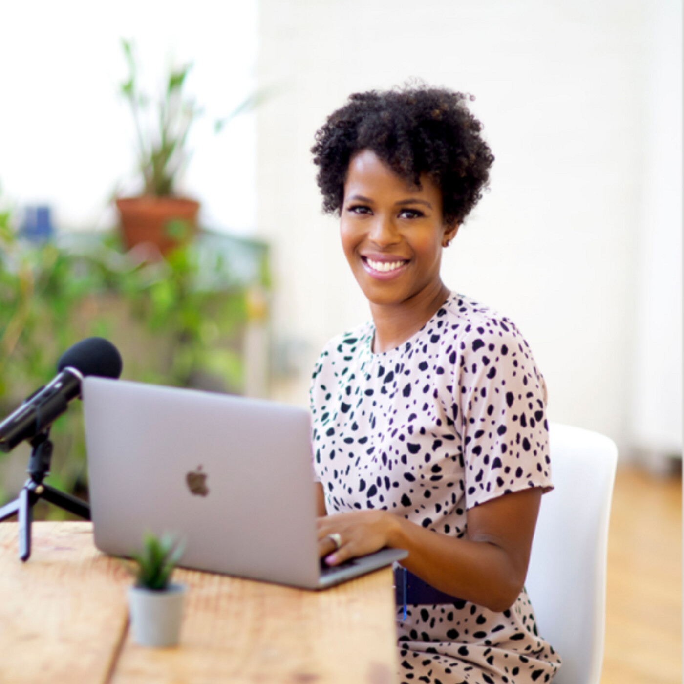Be Well Sis: The Podcast