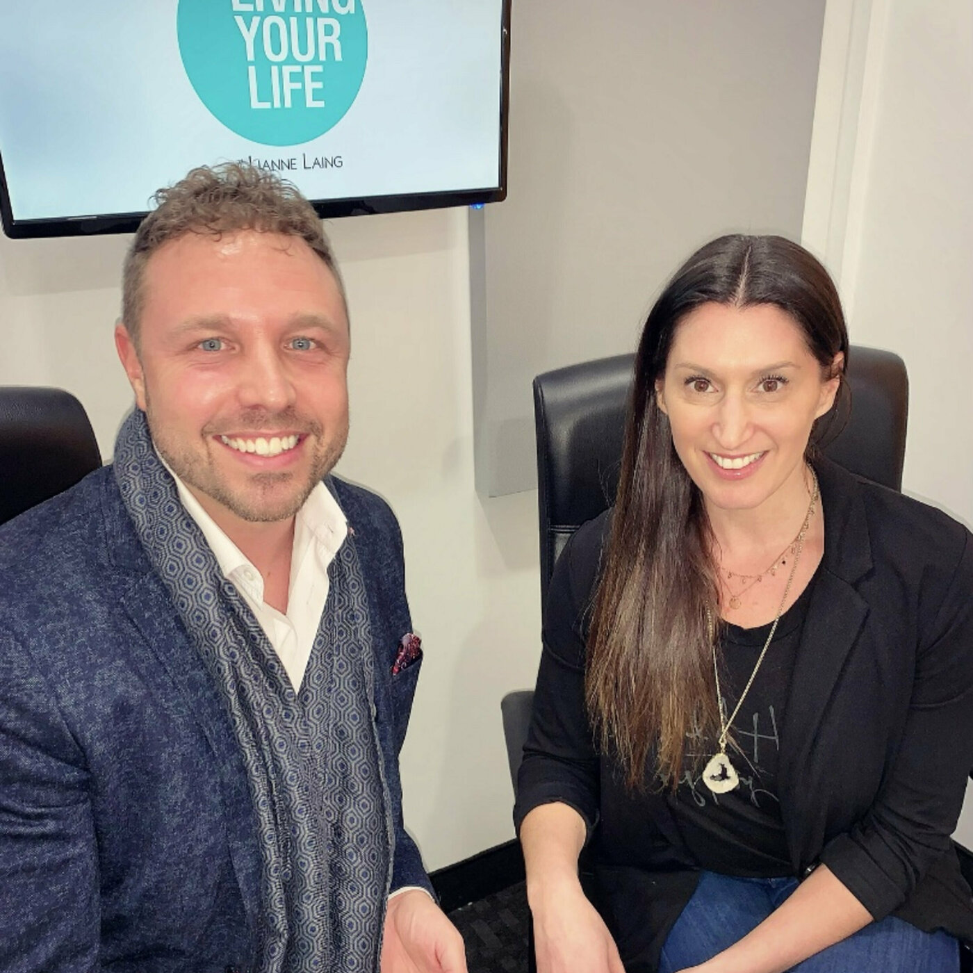 Living Your Life with Lianne Laing
