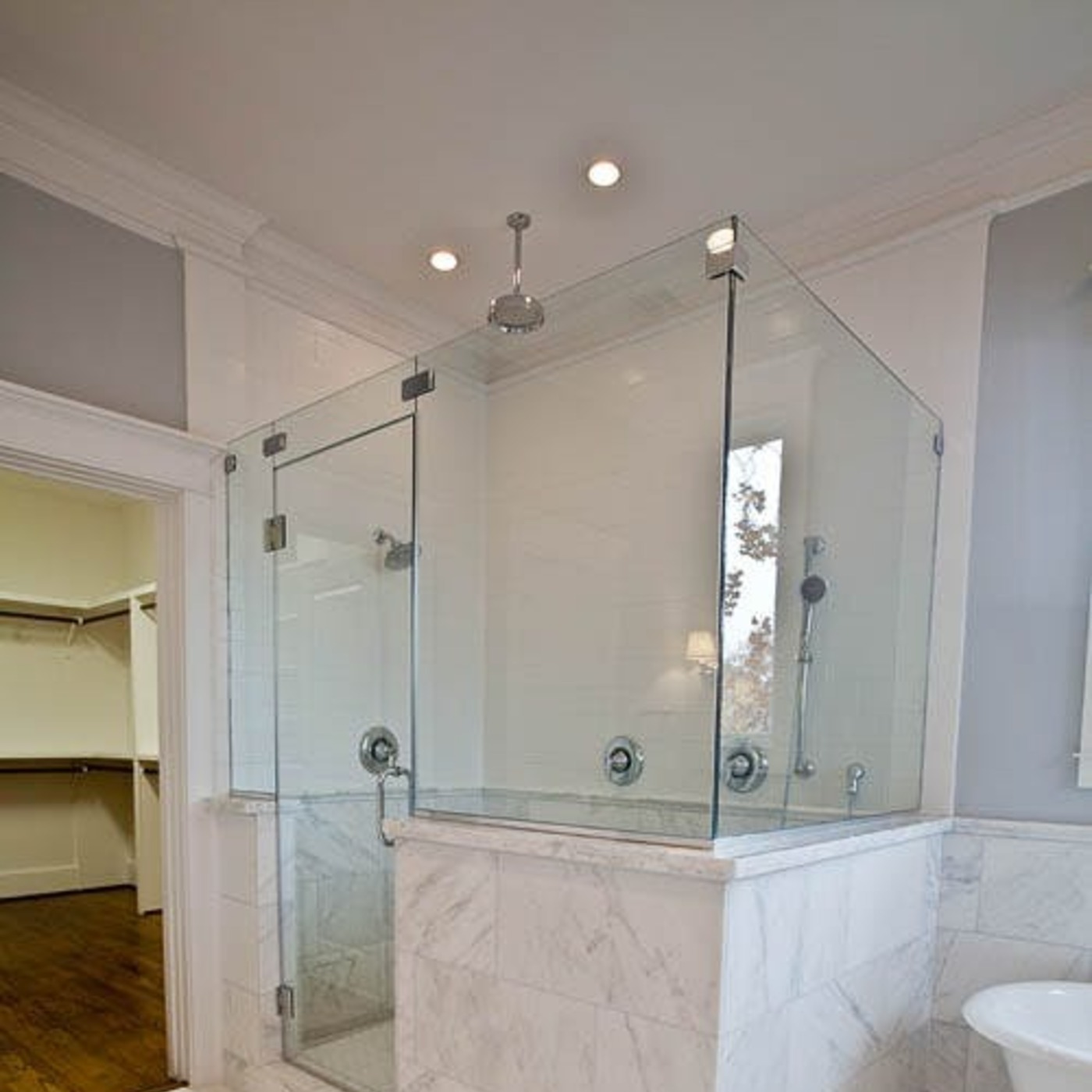 To Tub or Not to Tub - that is the Question - DTT Plus Episode
