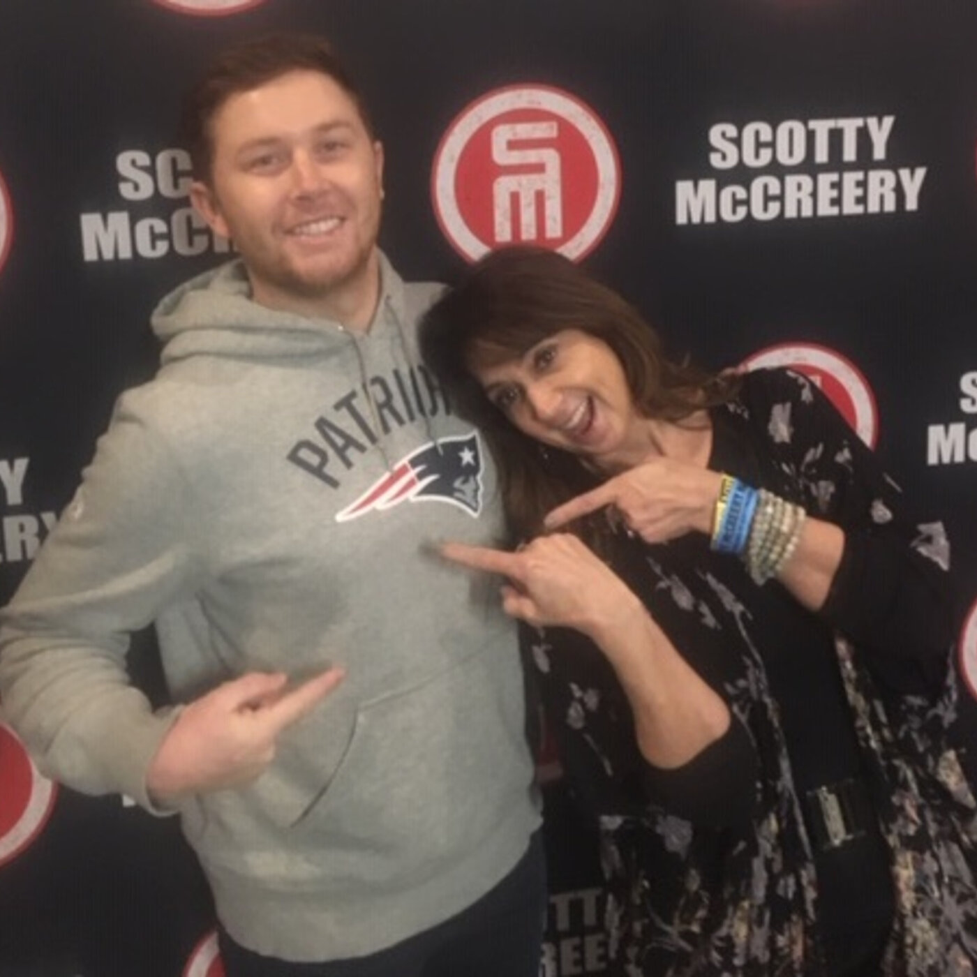 Country 102.5 Artist Interviews Podcast