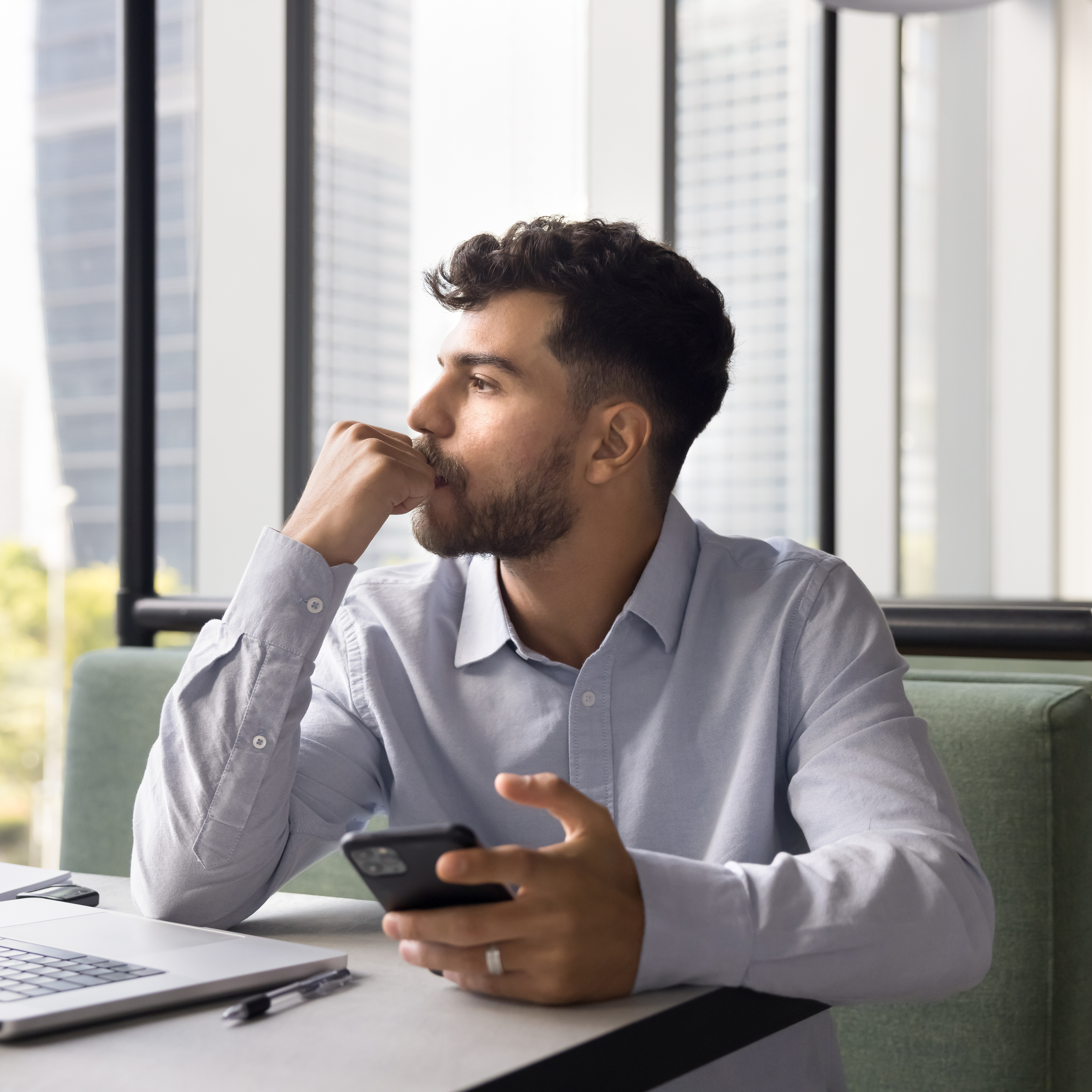 AI and Anxiety: The Subtle Ways Technology Affects Mental Health with LifeSpeak Advisory Board Member Dr. Ashleigh Golden